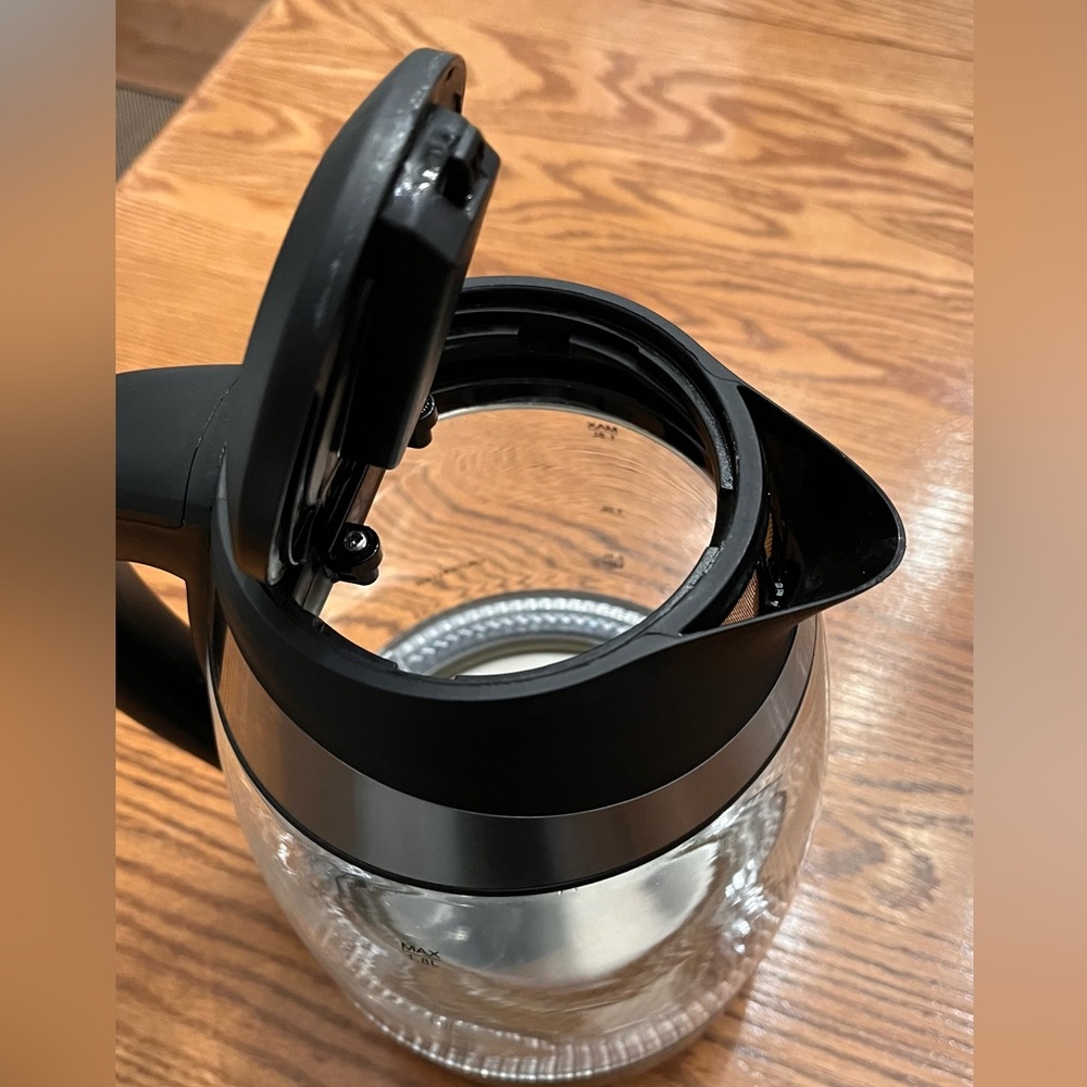 1.8L Electric Glass Kettle with Black Handle - Picture 3 of 7